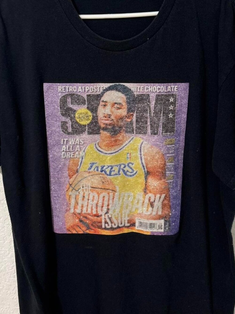 RARE LAKERS KOBE BRYANT SLAM GLITTER BOYS T SHIRTS L (10-12)